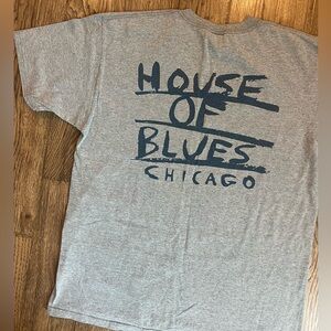 Vintage XL House Of Blues Chicago Short Sleeve Graphic Tee Light Grey Blue Logo